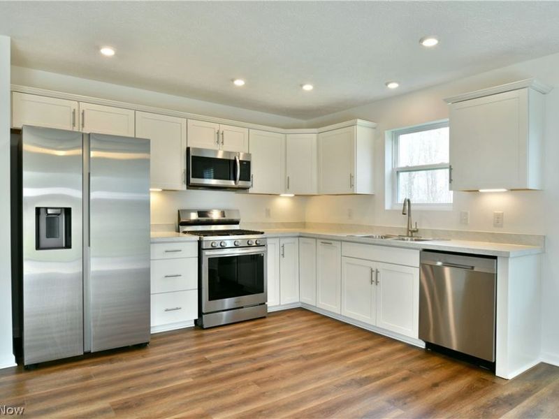 5554 Alva Avenue NW, Warren, OH 44483 Photo 18