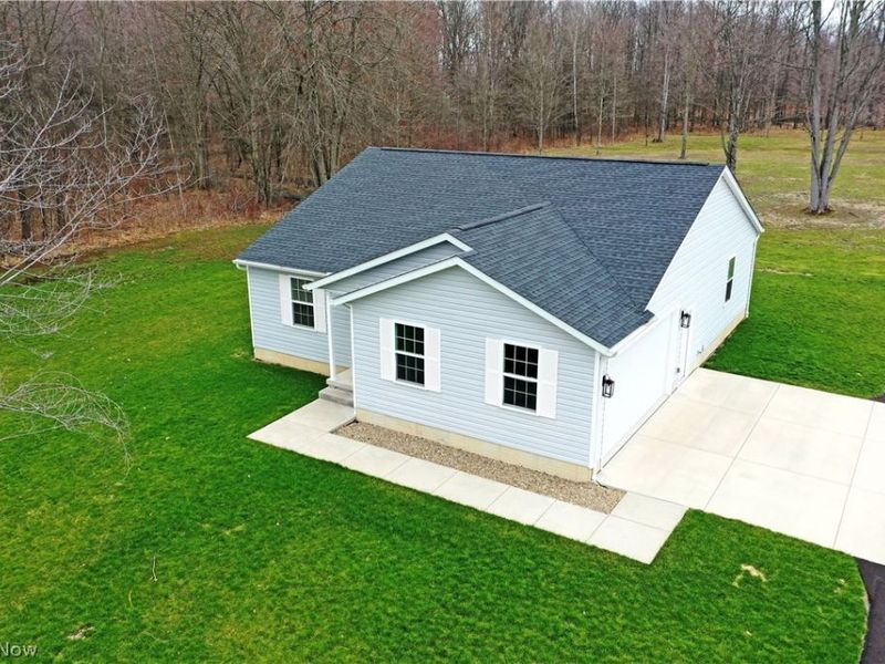 5554 Alva Avenue NW, Warren, OH 44483 Photo 4