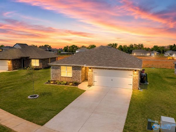 114 Domingues Avenue, Meridianville, AL 35759