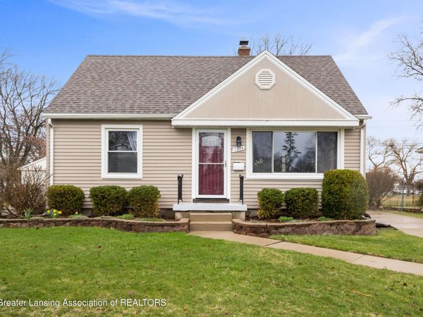 1714 Loraine Avenue, Lansing, MI 48910