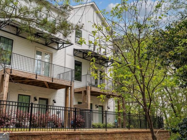 2004 Oak Lane NW, Atlanta, GA 30318