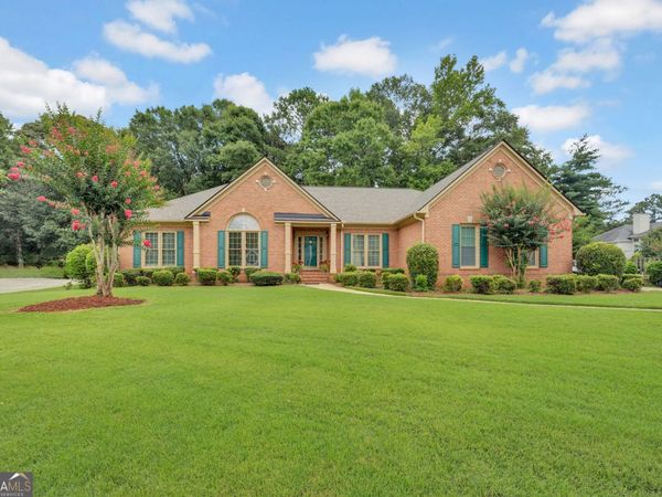 1760 Heatherstone Hollow, Conyers, GA 30013