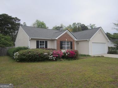 6285 Huntcliff Drive, Flowery Branch, GA 30542