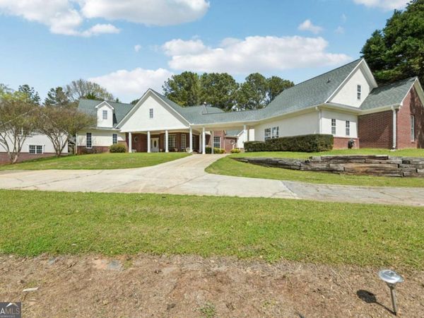 228 Indian Creek Road, Locust Grove, GA 30248