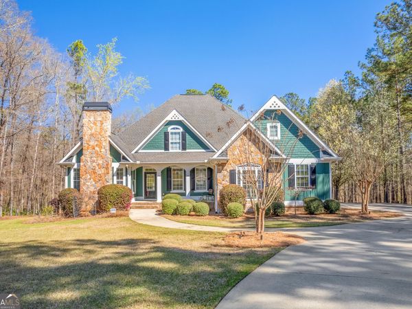 300 Pebble Hollow Drive, Milledgeville, GA 31061