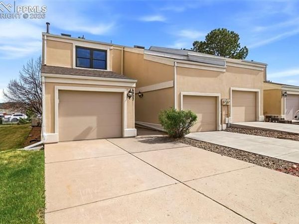 6907 Gayle Lyn Lane, Colorado Springs, CO 80919