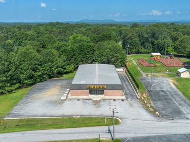 155 S Grant Street, Alto, GA 30510