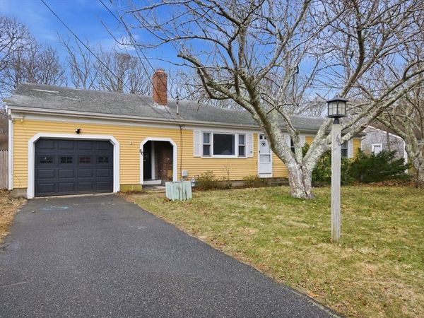 66 Arrowhead Dr, Barnstable, MA 02601