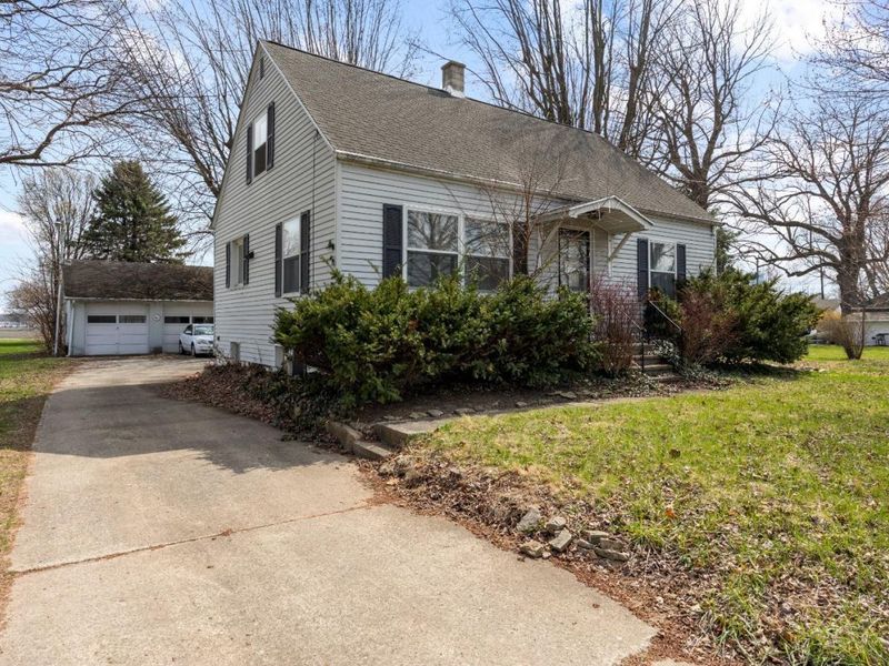 1009 N 5th Street, Fremont, OH 43420 Photo 2