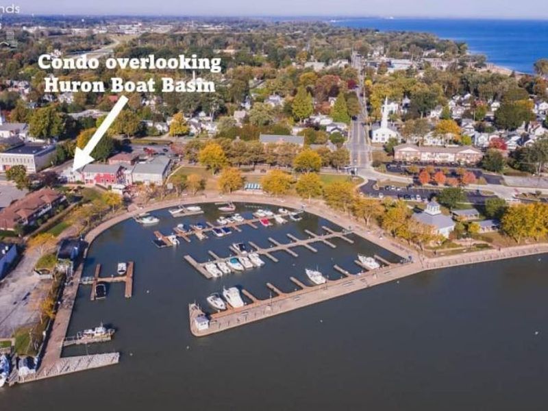 352 Main Street, Unit B, Huron, OH 44839 Photo 2