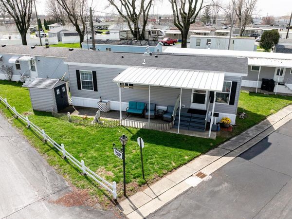 1451 Oak Harbor Rd #32A, Fremont, OH 43420