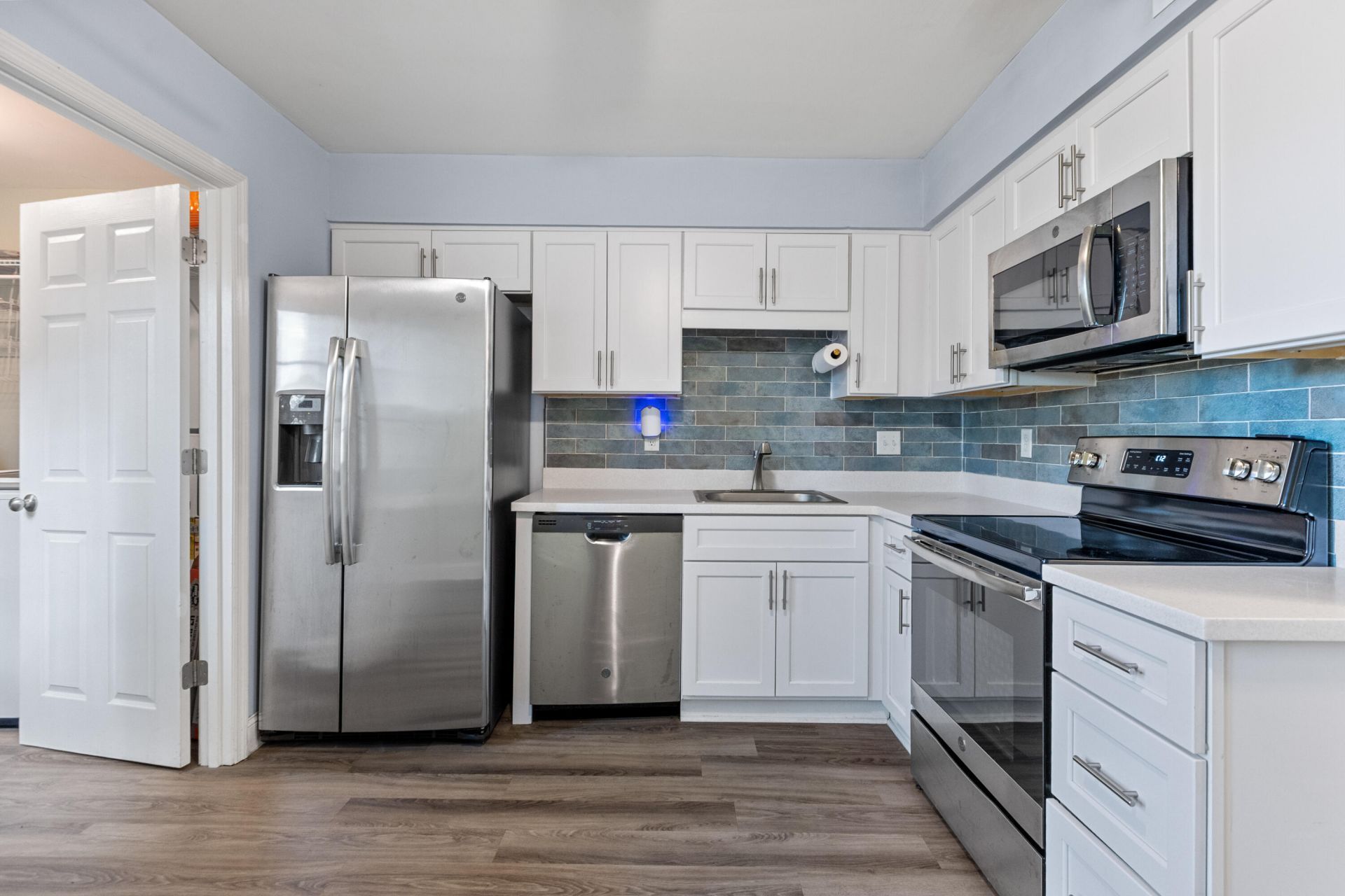 1521 Nantahala Boulevard Photo 10