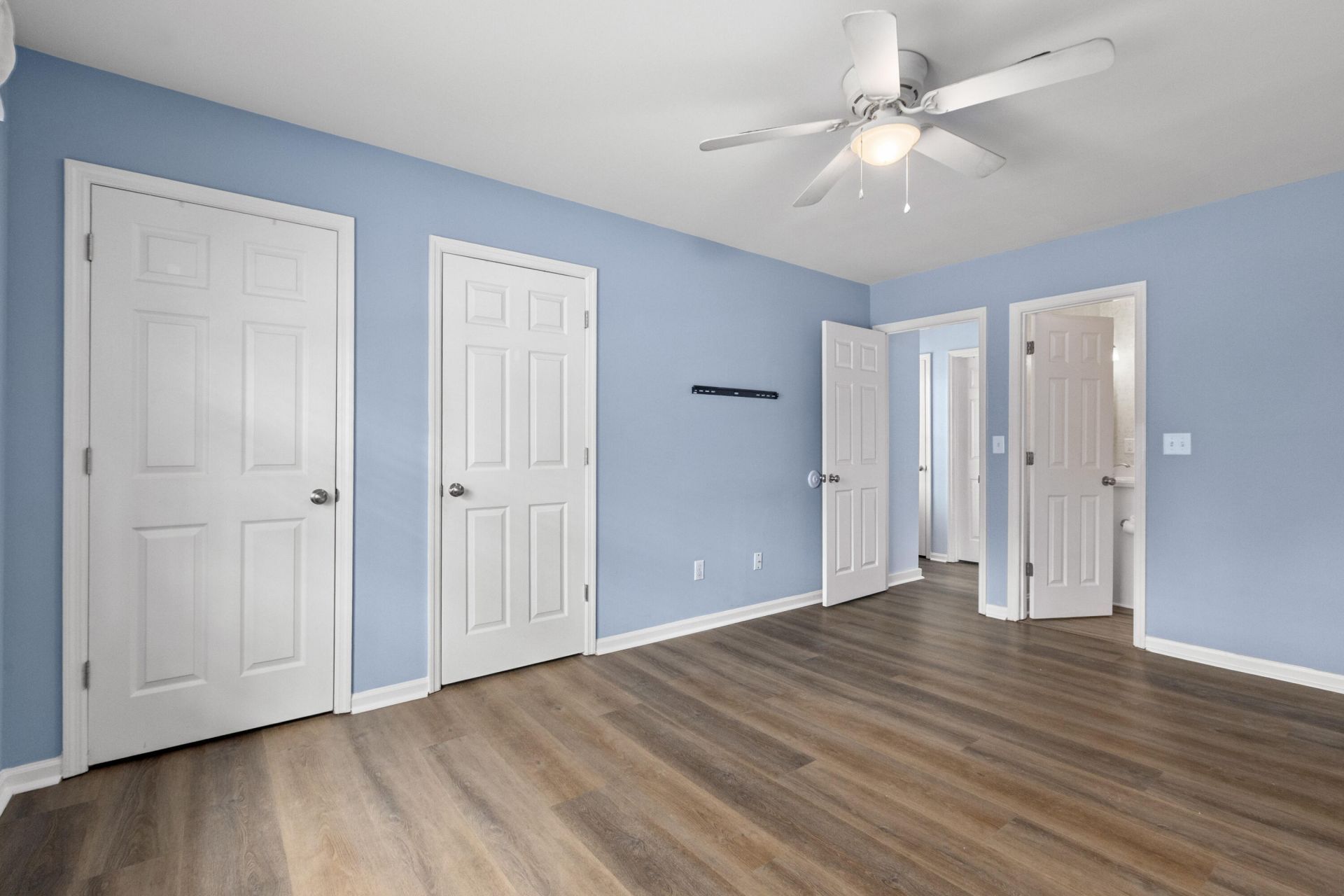 1521 Nantahala Boulevard Photo 13