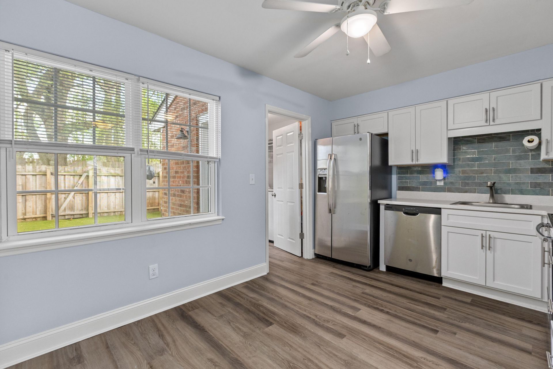 1521 Nantahala Boulevard Photo 6