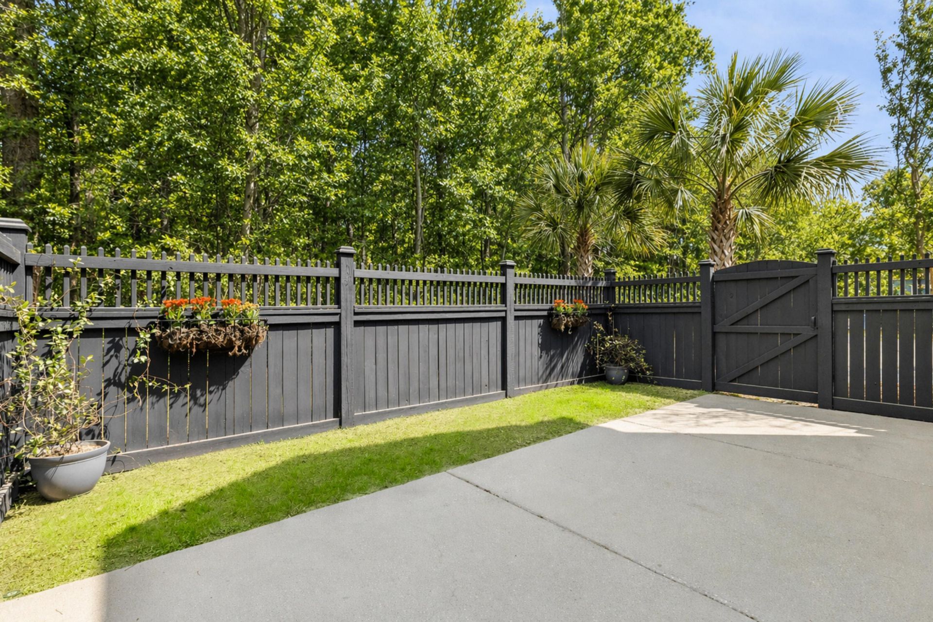 2574 Kings Gate Lane Photo 22