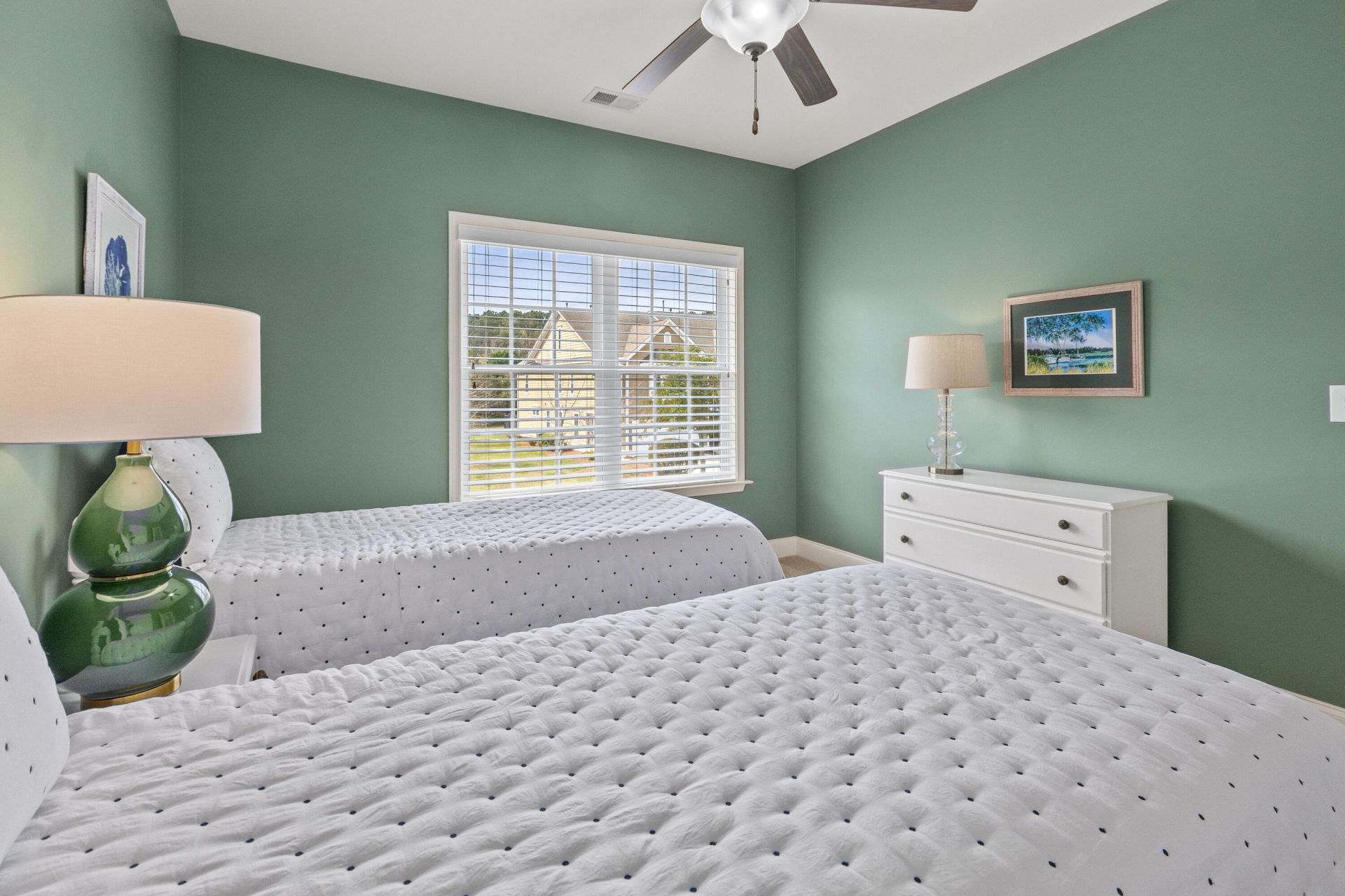 2574 Kings Gate Lane Photo 31