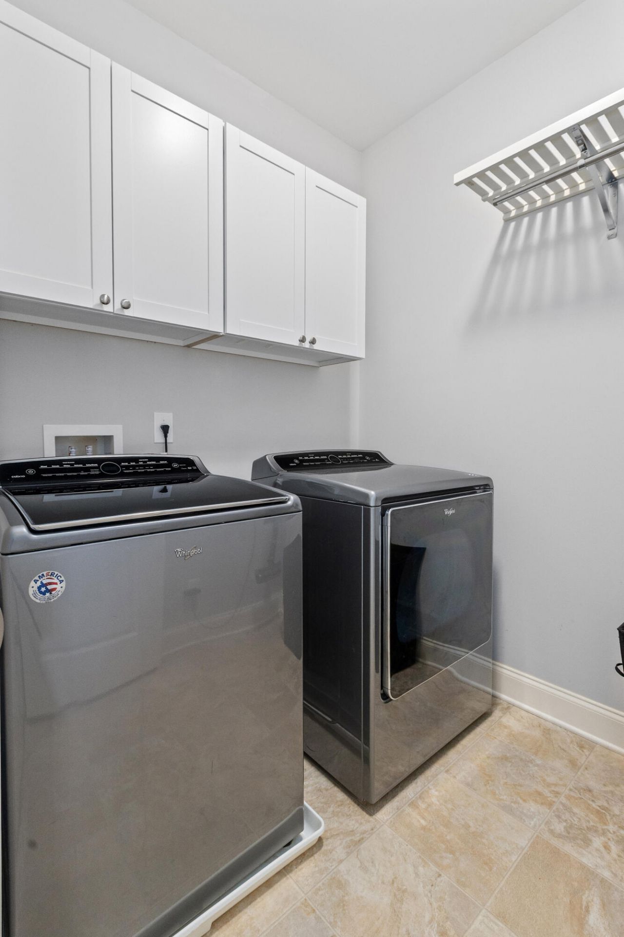 2574 Kings Gate Lane Photo 32