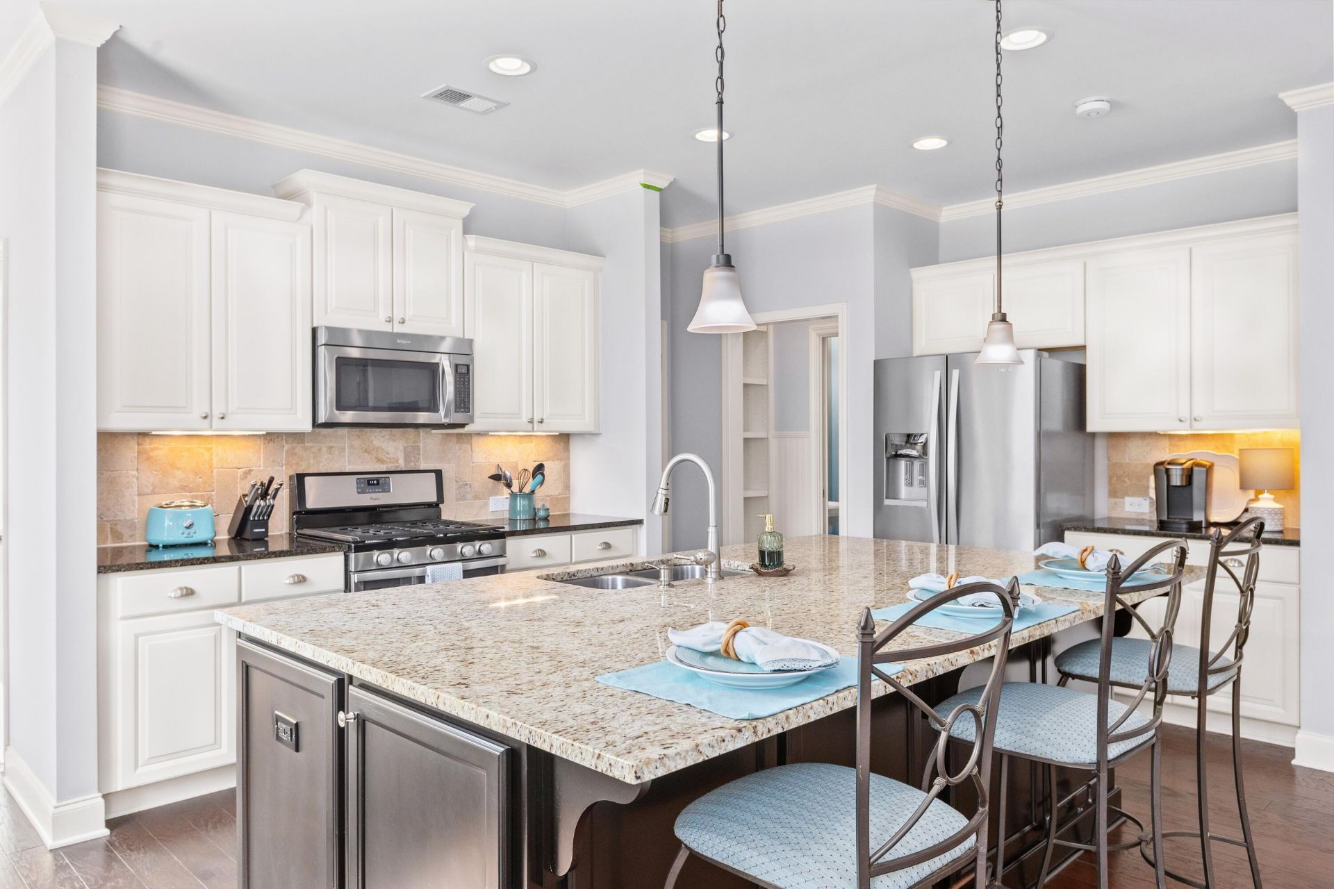 2574 Kings Gate Lane Photo 4