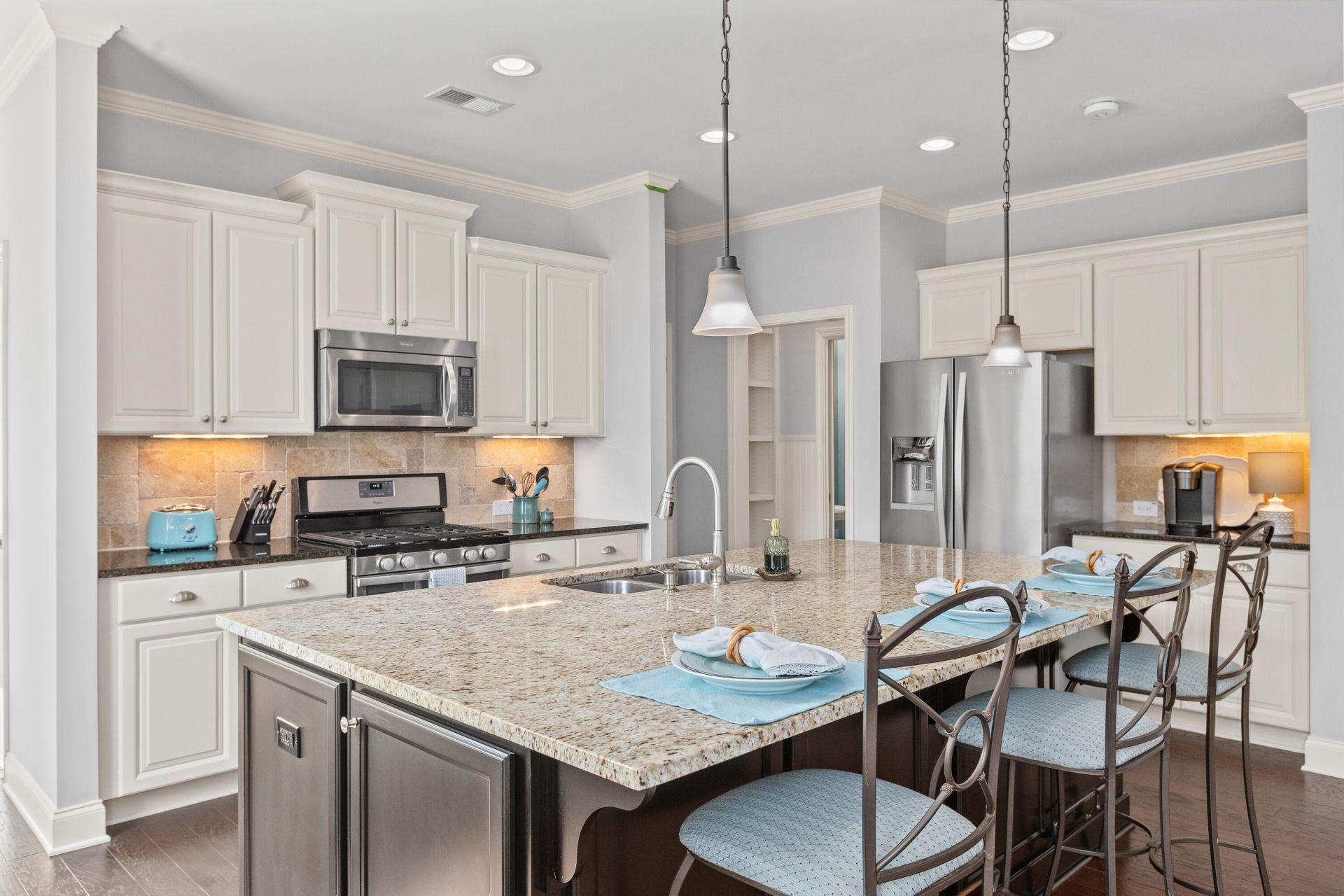 2574 Kings Gate Lane Photo 4