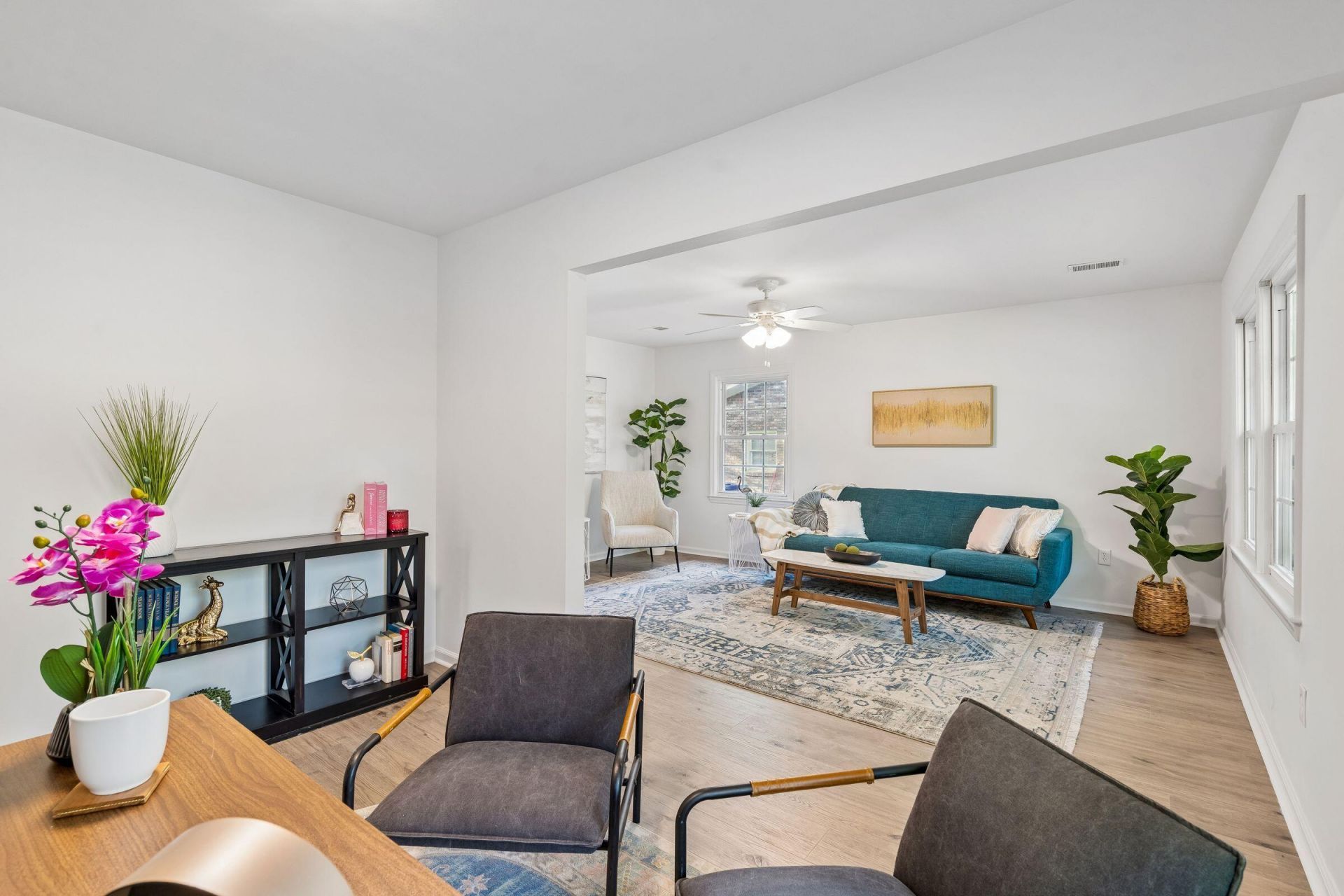 1122 Wellington Photo 11