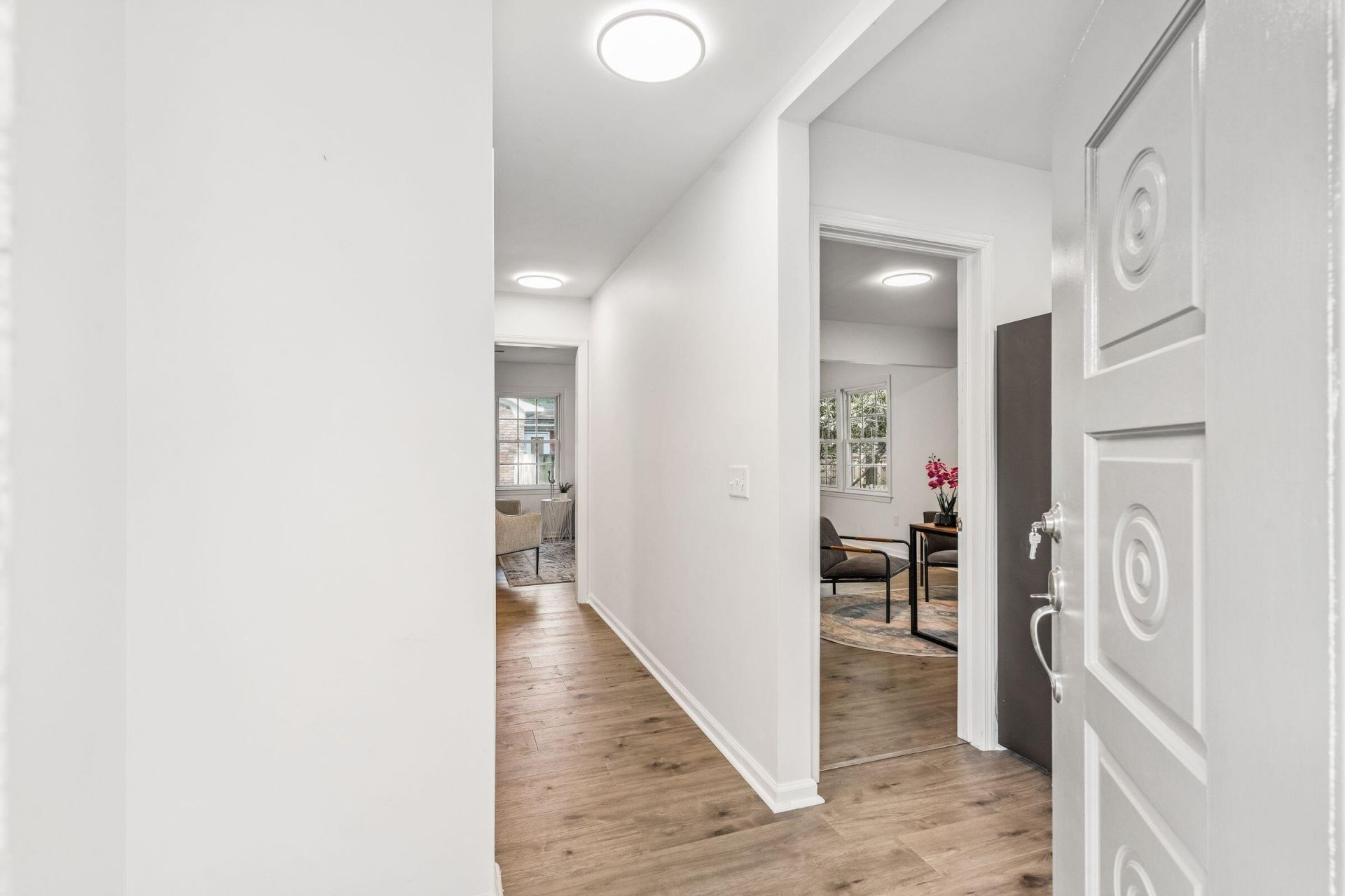 1122 Wellington Photo 5