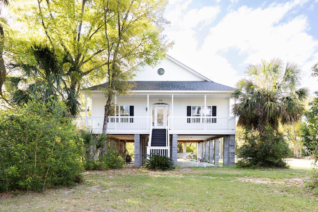 518 Jungle Road, Edisto Island, SC 29438 Main Photo