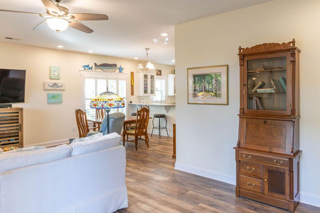 518 Jungle Road Photo 13