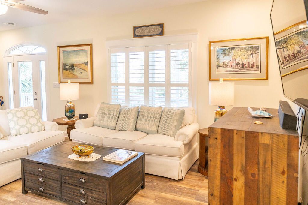 518 Jungle Road Photo 17