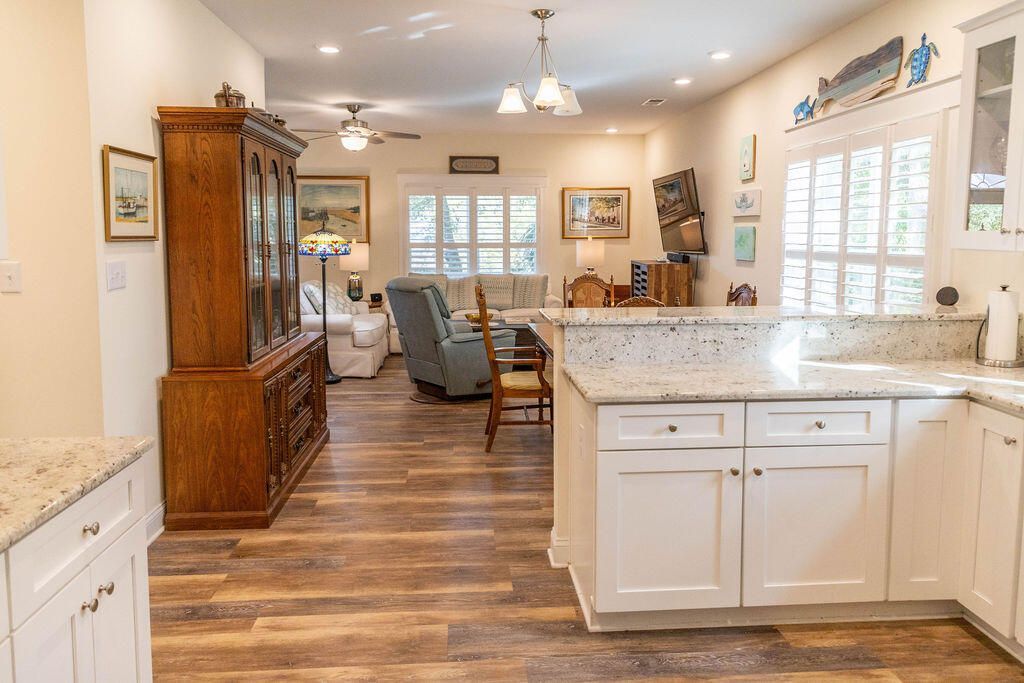 518 Jungle Road Photo 25