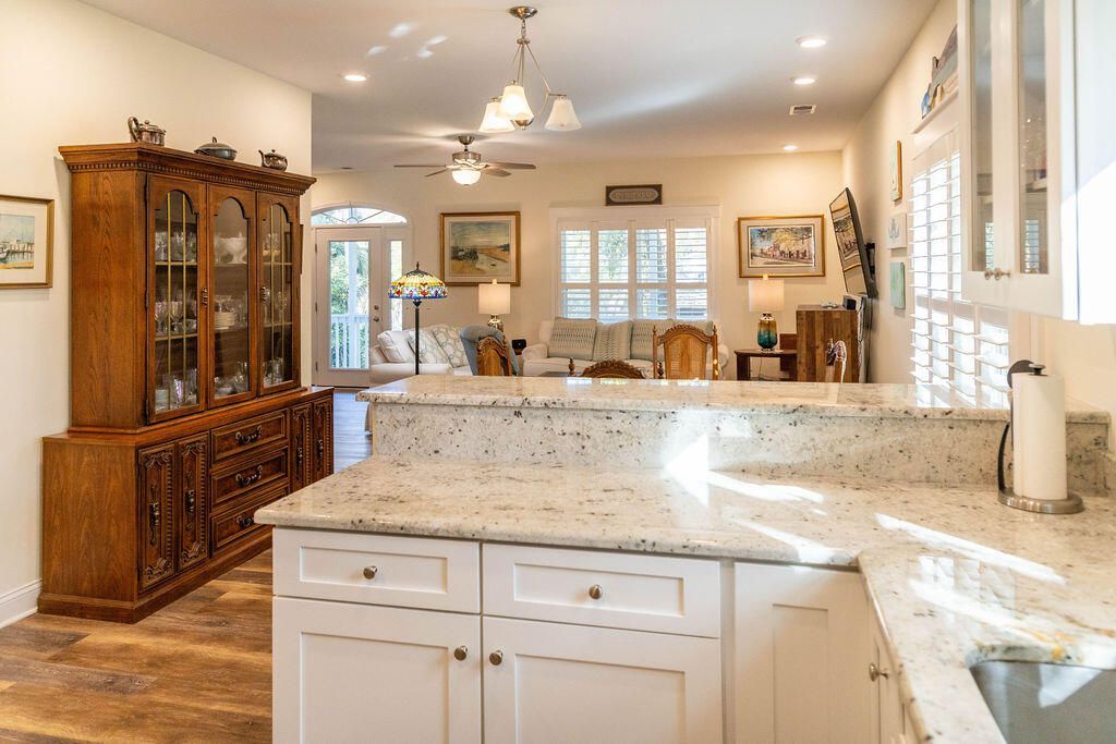 518 Jungle Road Photo 26