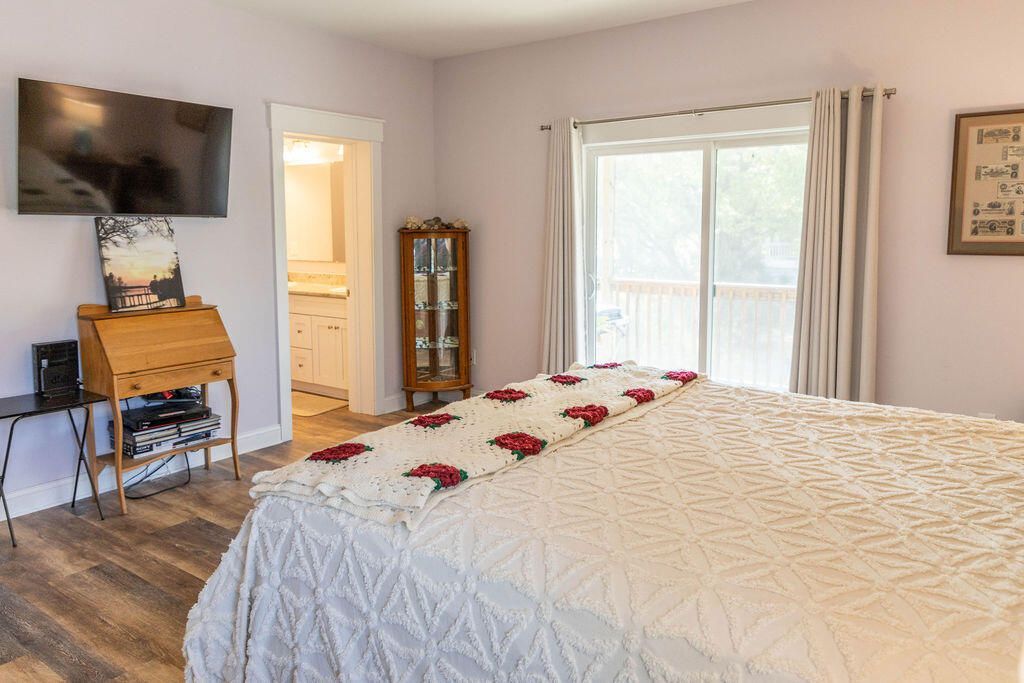 518 Jungle Road Photo 31