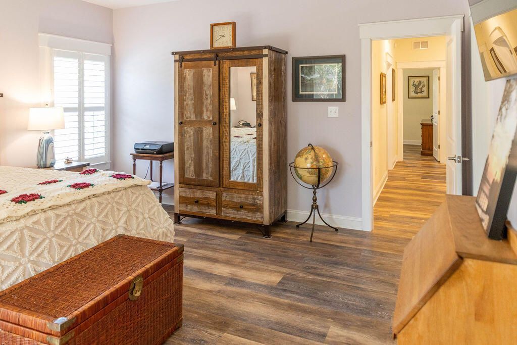 518 Jungle Road Photo 35