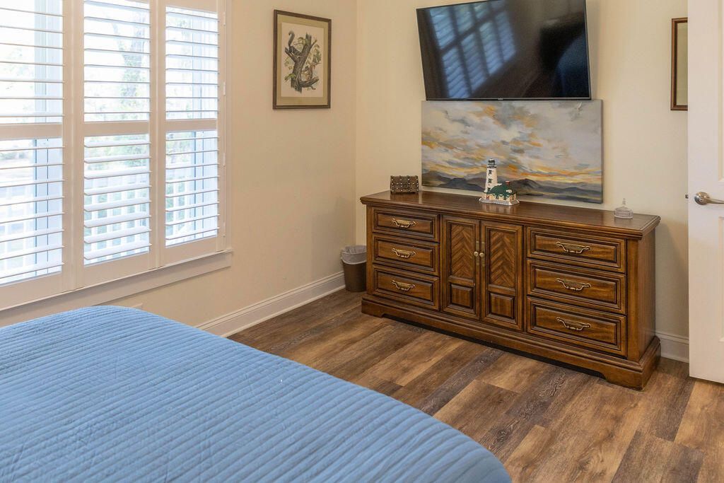 518 Jungle Road Photo 48