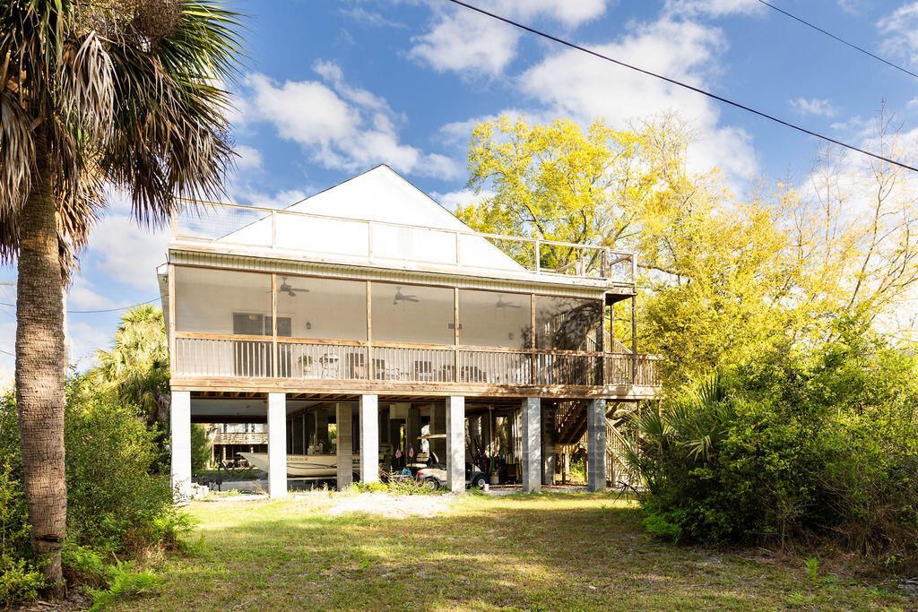 518 Jungle Road Photo 7