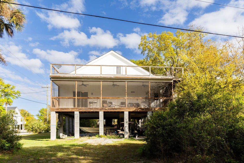 518 Jungle Road Photo 8