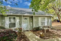 1424 Amanda Park Lane photo 4