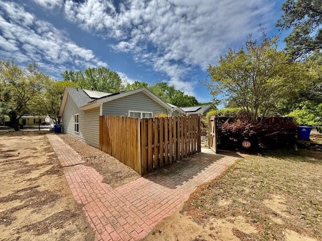 1424 Amanda Park Lane Photo 3