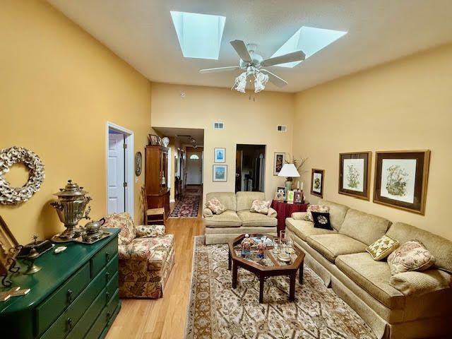 1424 Amanda Park Lane Photo 6