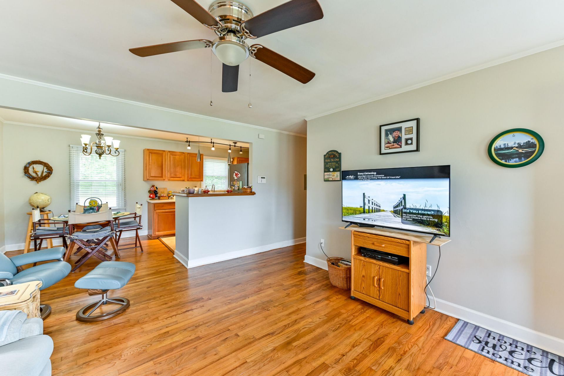 307 Burroughs Avenue Photo 10