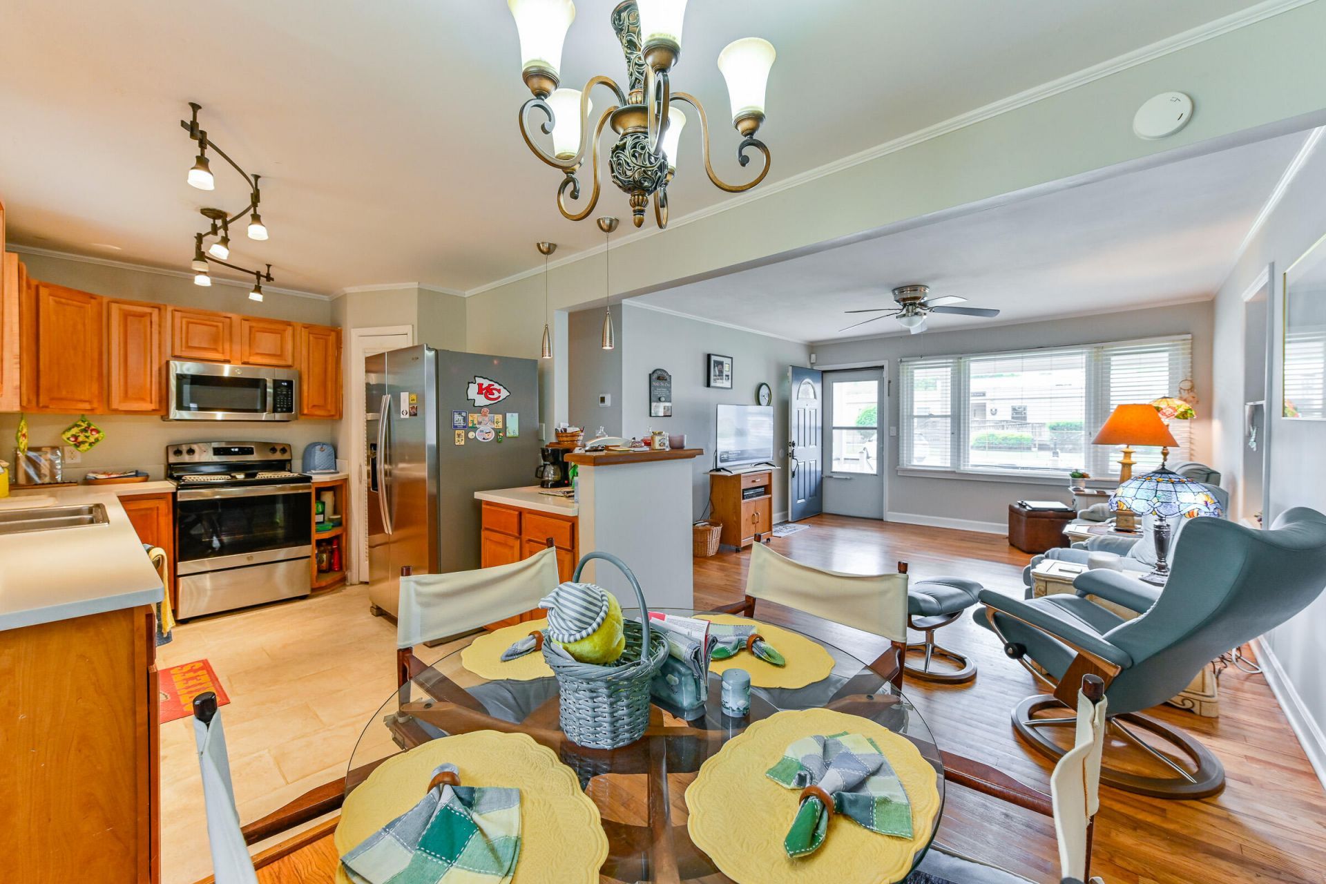 307 Burroughs Avenue Photo 13