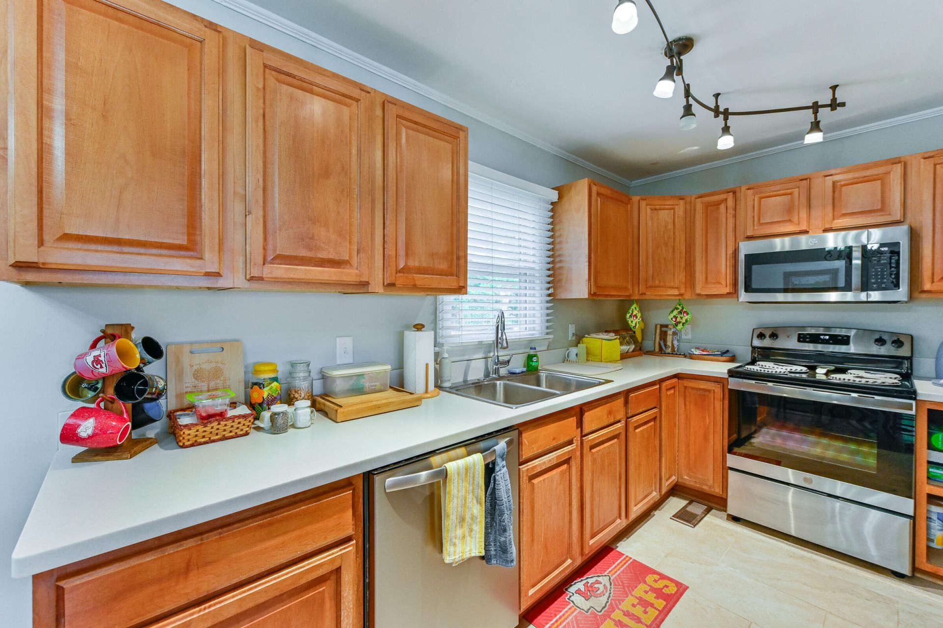 307 Burroughs Avenue Photo 15