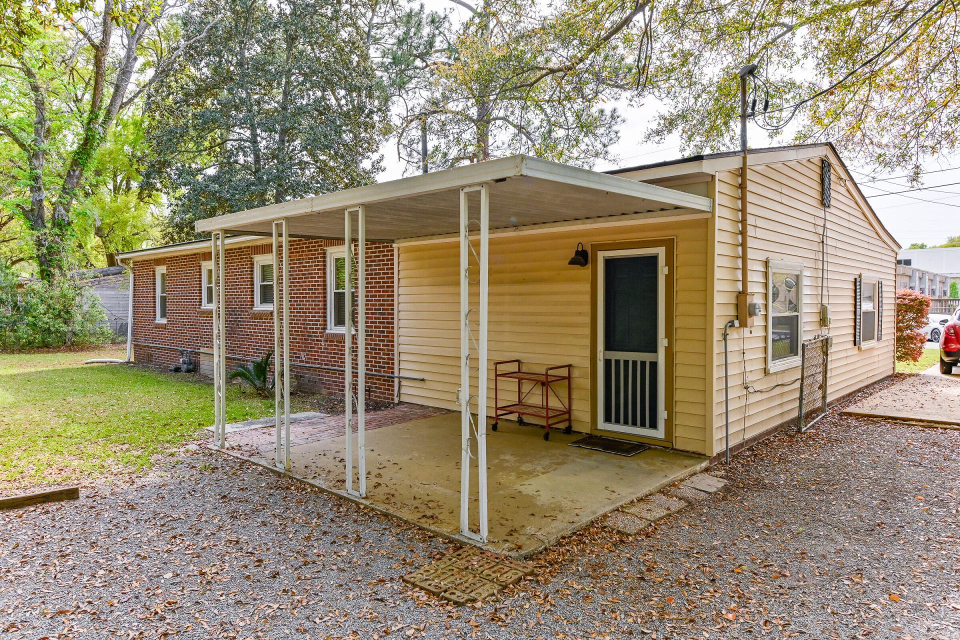 307 Burroughs Avenue Photo 32