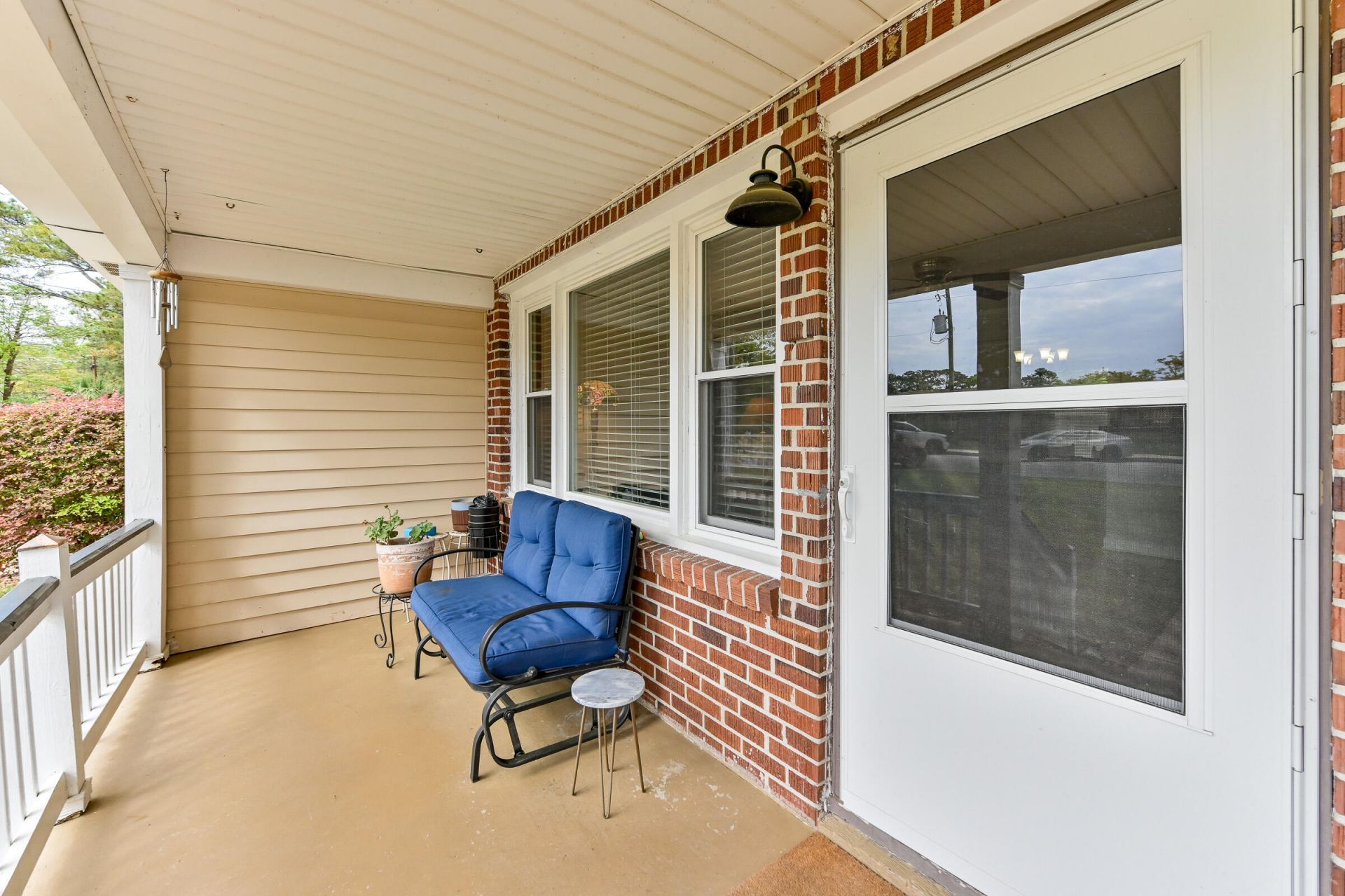 307 Burroughs Avenue Photo 5