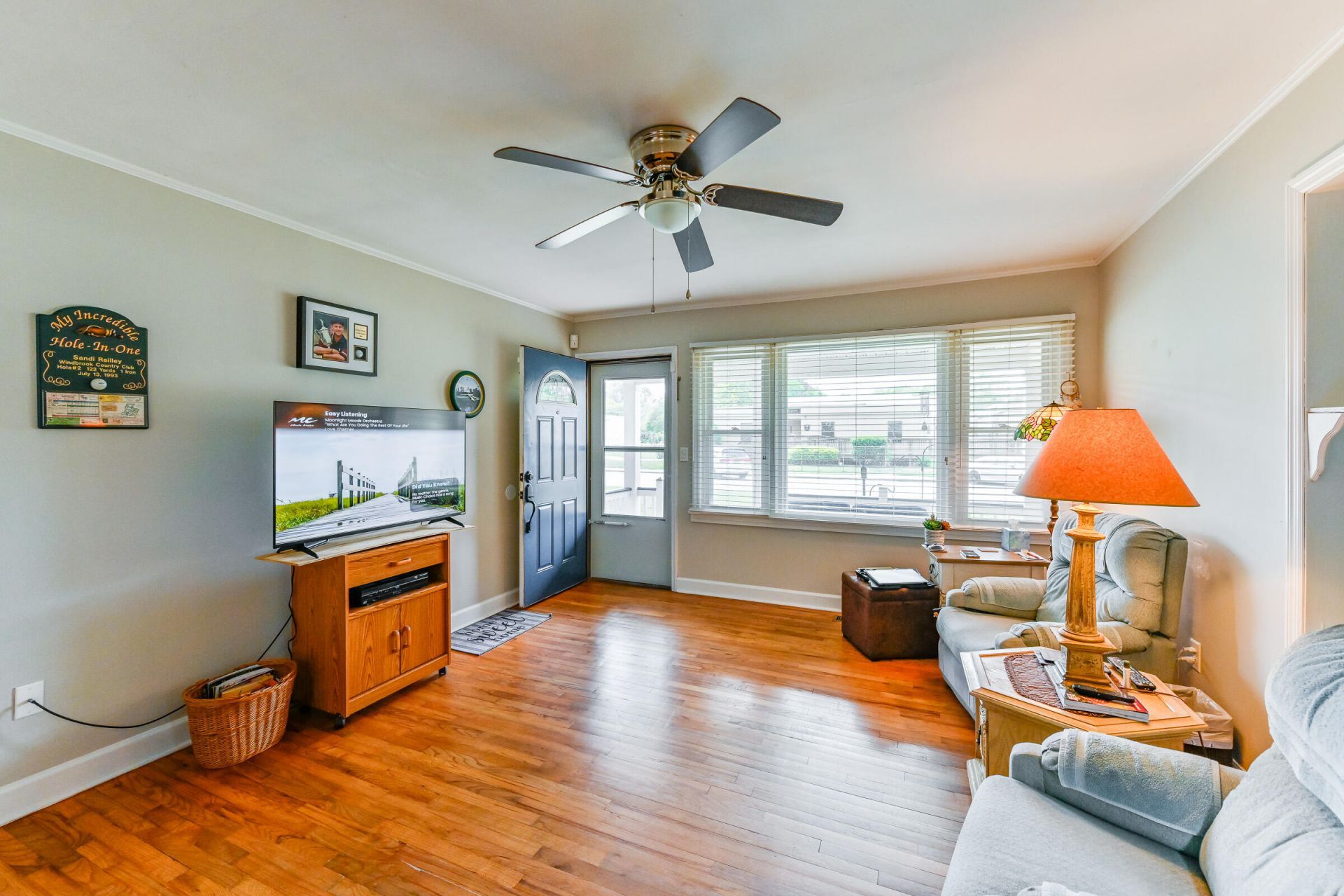 307 Burroughs Avenue Photo 9