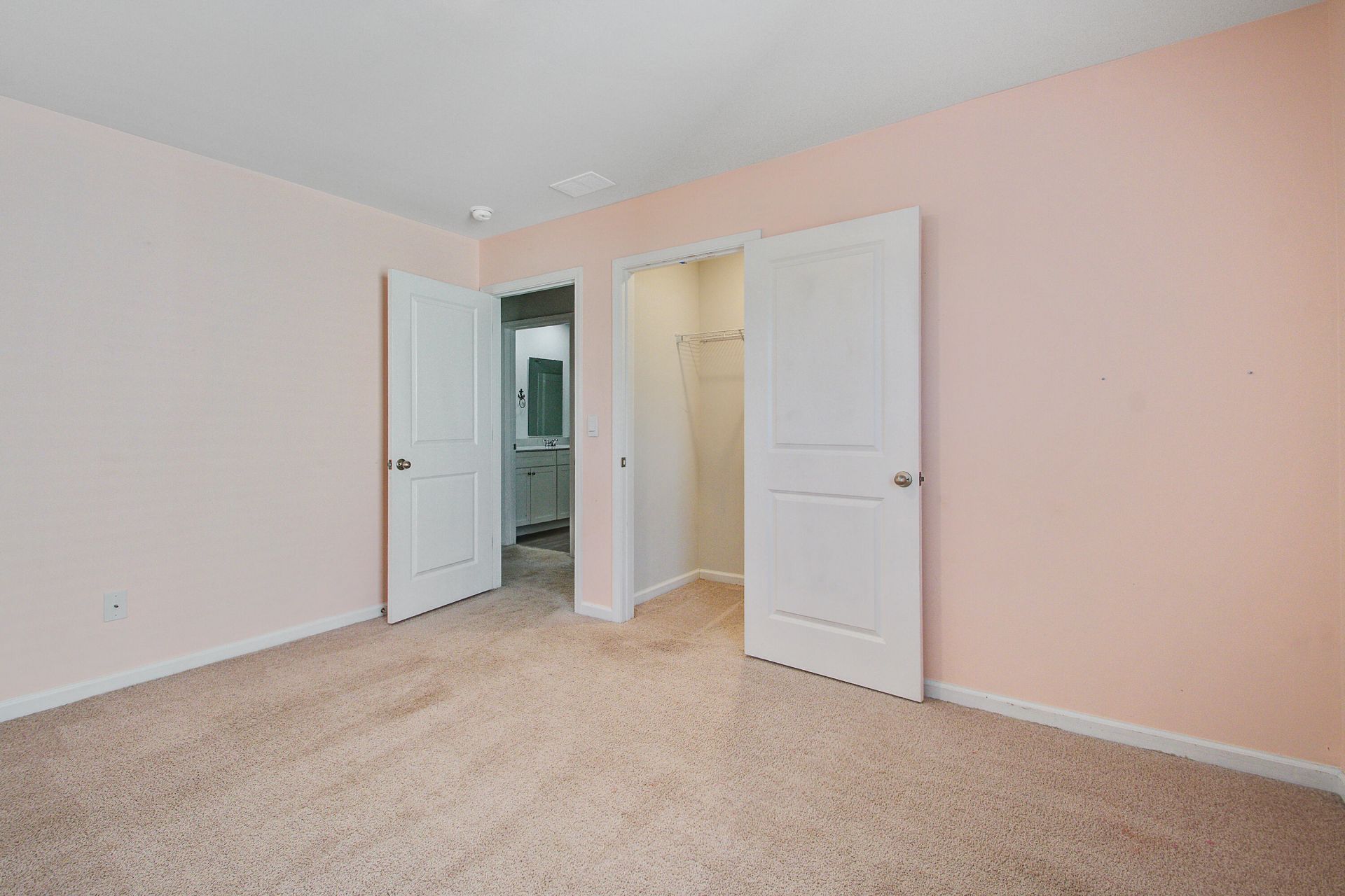 514 Sybilwood Lane Photo 18