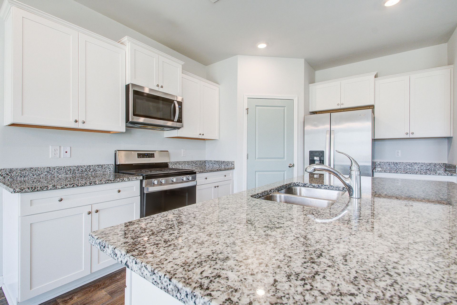 514 Sybilwood Lane Photo 6