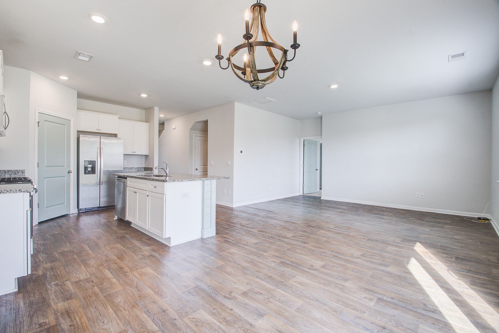 514 Sybilwood Lane Photo 7