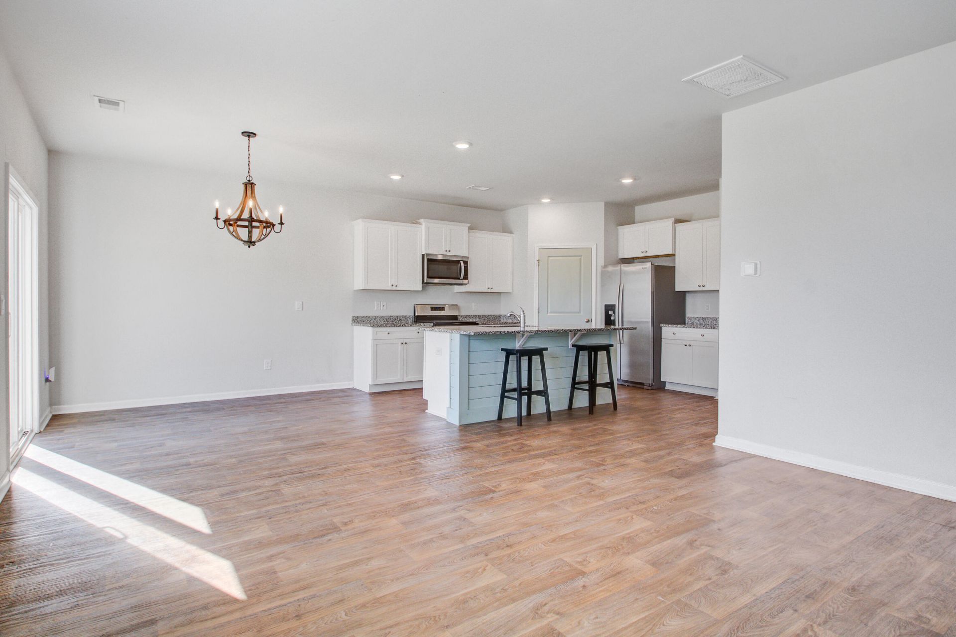 514 Sybilwood Lane Photo 8