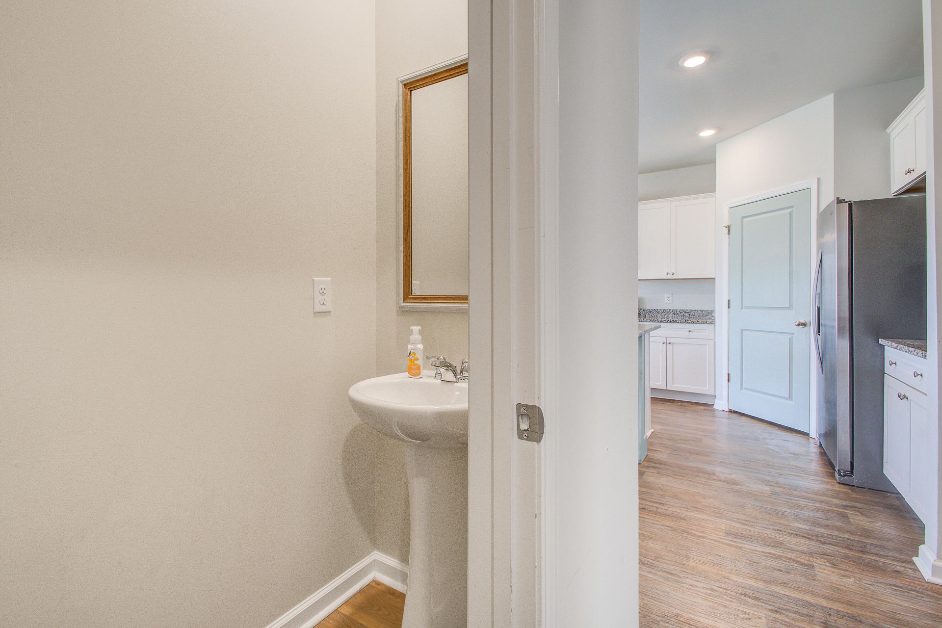 514 Sybilwood Lane Photo 9