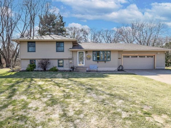 11118 7th Street NE, Blaine, MN 55434